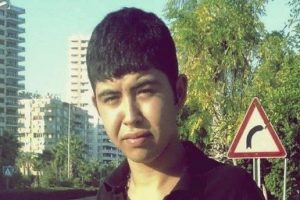 Otostop &ccedil;ekerken hayatını kaybetti