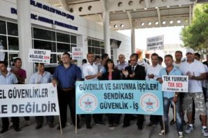 Havalimanında taşeron g&uuml;venlik&ccedil;i eylemi