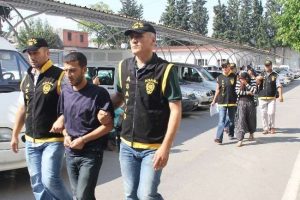 "&Ccedil;ocuk kaza taş attı" kavgası