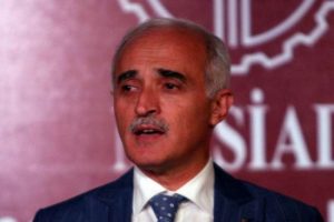 İş d&uuml;nyasından ''paket''e destek
