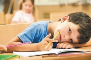 Okuldaki başarısızlık depresyon habercisi