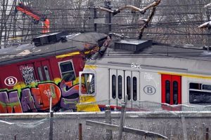 ABD'nin Chicago eyaletinde iki tren &ccedil;arpıştı