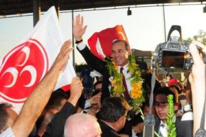Başkan adayına koyunlu karşılama