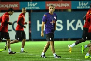 Mancini ilk antrenmanına &ccedil;ıktı