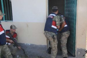Zehir tacirlerine 'şafak' operasyonu