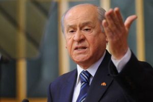Bah&ccedil;eli Andımız'ı yanlış okudu