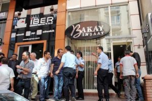 Pazarcık'ta silahlar konuştu