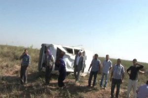 Kontrolden &ccedil;ıkan otomobil takla attı