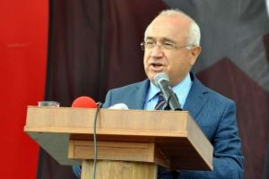 &Ccedil;i&ccedil;ek: "S&ouml;z verdik, vazge&ccedil;meyiz"