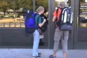 Turistler kapıda kaldı