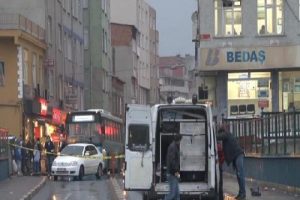 Ş&uuml;pheli pankart alarma ge&ccedil;irdi