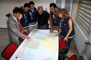 "Uyuşturucu kullanan gen&ccedil;leri ailelerine yaklaştırıyoruz"