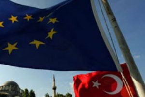 AB'den T&uuml;rkiye ekonomisine &ouml;vg&uuml; var