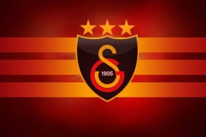 Galatasaray'da yaprak d&ouml;k&uuml;m&uuml; s&uuml;r&uuml;yor...