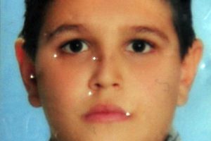 İple kendini astı