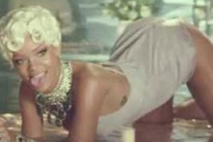Rihanna'nın Pour It Up klibinin kamera arkası