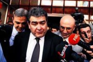 CHP'liler yine komisyonda tartıştı