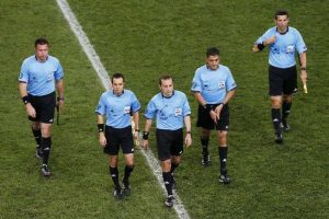 FIFA'dan C&uuml;neyt &Ccedil;akır'a bir g&ouml;rev daha