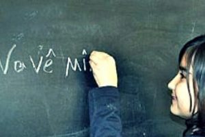 "Anadilde eğitim &uuml;niter yapıyı bozar"