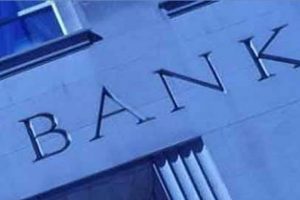 Bankalar tam gaz b&uuml;y&uuml;yor