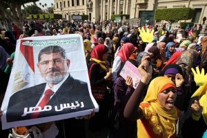 Mısır'da öğrencilerden darbe karşıtı gösteri