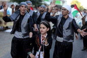Gazze'de ''Filistin'in Renkleri Karnavalı''