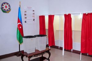 Azerbaycan cumhurbaşkanını se&ccedil;iyor