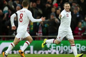 Rooney ve Sturridge bizi taşıyacak!