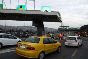 Bayram tatilinde yol ve k&ouml;pr&uuml;ler &uuml;cretsiz