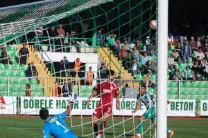 Giresunspor Tokatspor'a şans tanımadı:3-0