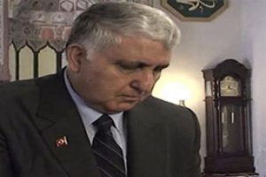 Necdet &Ouml;zel'den s&uuml;rpriz ziyaret