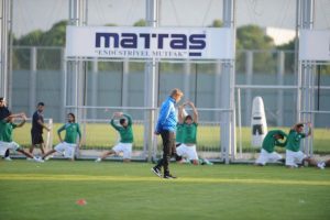 Bursaspor, Kayserispor ma&ccedil;ı hazırlıklarını s&uuml;rd&uuml;r&uuml;yor