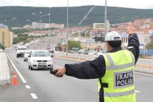 Emniyet'ten s&uuml;r&uuml;c&uuml;lere k&ouml;t&uuml; haber!