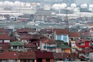 T&uuml;praş'ın yanındaki mahalle 'riskli alan' ilan edildi