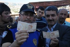 Polisten "sahte para" uyarısı