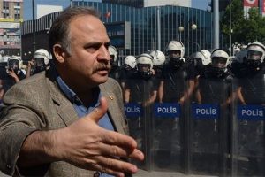 71 polis, milletvekili hakkında dava a&ccedil;tı