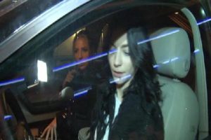 Merve Boloğur yasak olan yere park edince &ccedil;ıldırttı