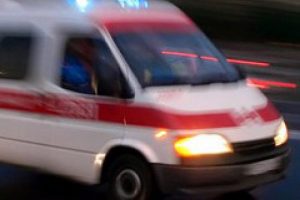 Artvin'de otomobil takla attı: 2 &ouml;l&uuml;, 3 yaralı