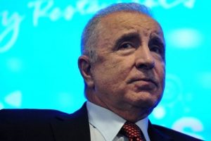 Aysal'ın &ouml;nerisine Rummenigge'den yanıt