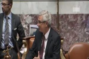 Mecliste 'gıdıklama' skandalı