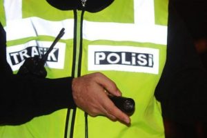Bayram tatili &ouml;ncesinde trafik &ouml;nlemleri artırıldı