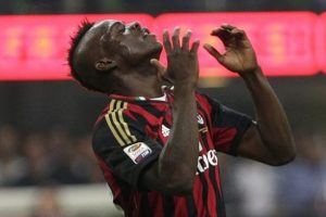 "Balotelli'yi kışkırtıyorlar"