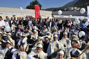 Yıldırım Belediyesi'nde toplu s&uuml;nnet ş&ouml;leni