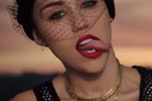 Miley Cyrus porno yıldızı mı oluyor?