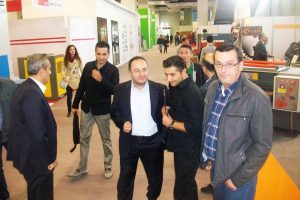 Ahşap makineleri g&ouml;r&uuml;c&uuml;ye &ccedil;ıktı