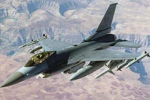T&uuml;rk jetleri PKK kamplarına u&ccedil;tu