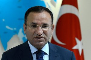 CHP yasak&ccedil;ı y&uuml;z&uuml;n&uuml; g&ouml;sterdi
