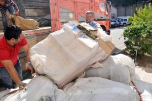 Uyuşturucu sevk etmek isterken yakalandılar