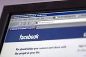 Facebook gizlilik ayarı yine değişti