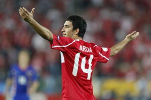 Arda Turan'dan Milli Takım'ı ağlatan konuşma